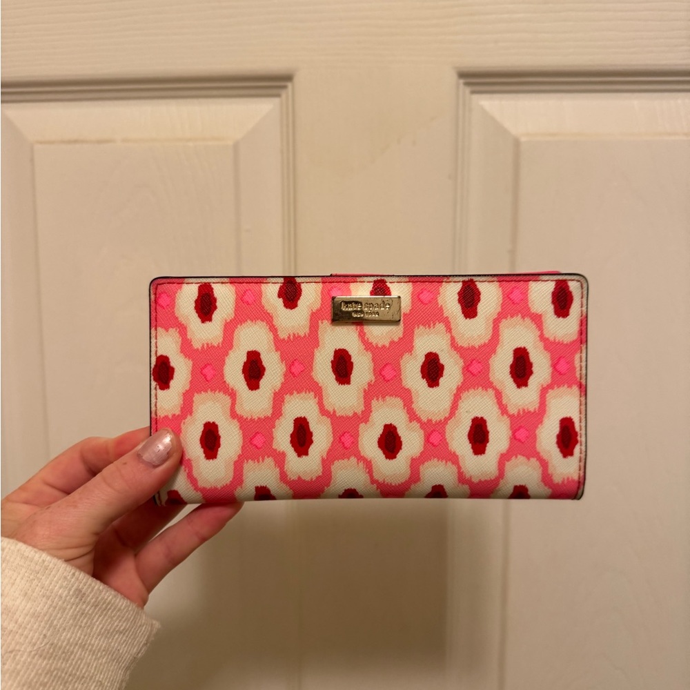 Kate Spade Pink and Red Geometric Wallet